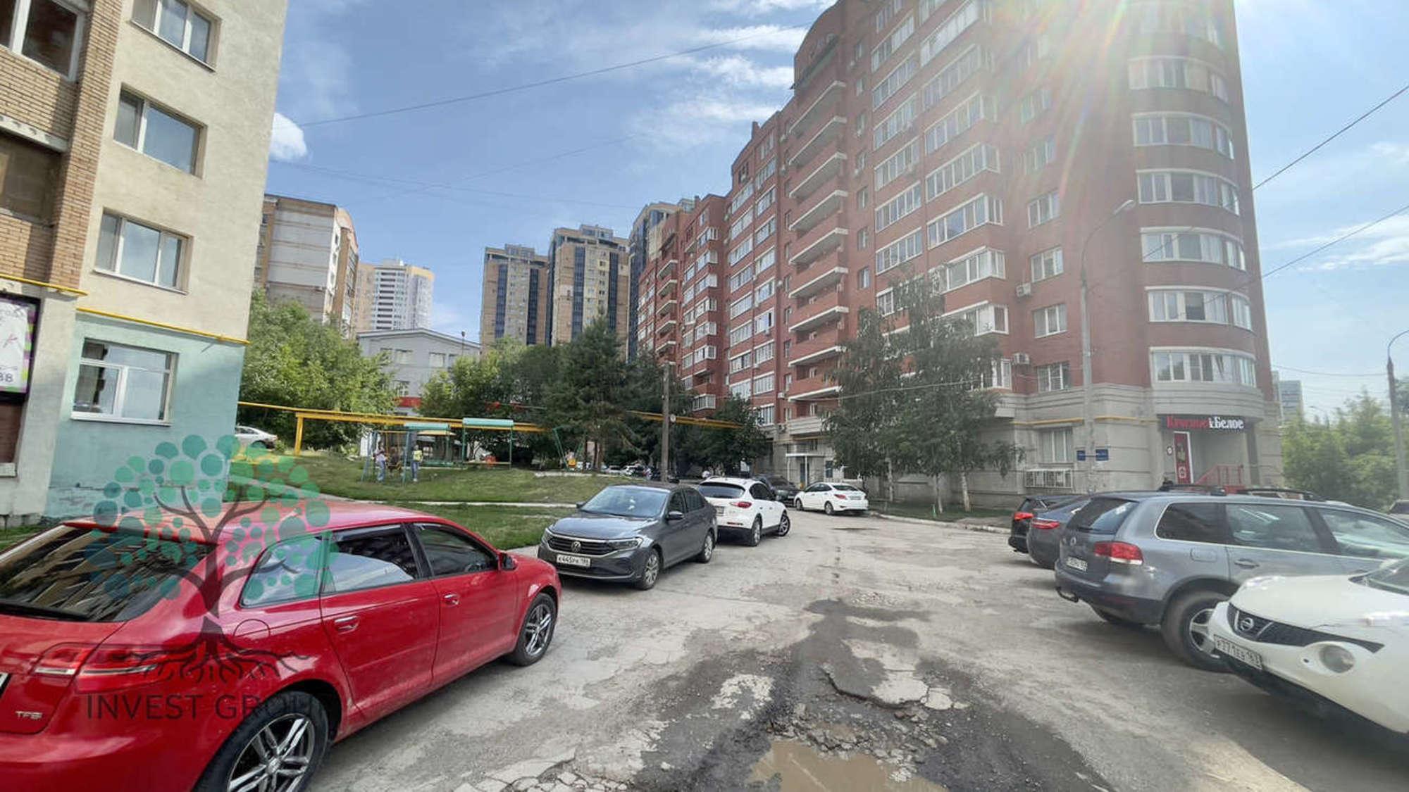 Сдать торговое помещение за 70 000 рублей на 5-я просека, 106