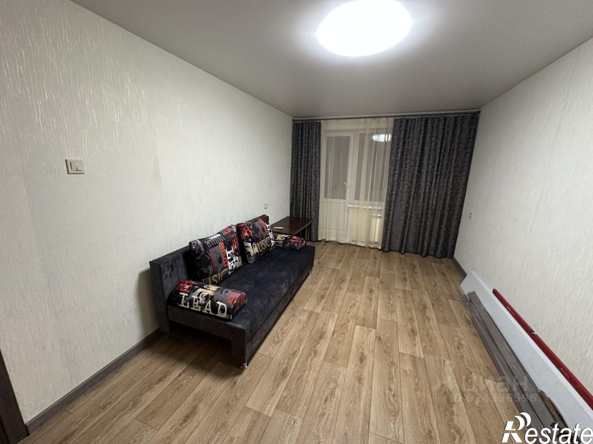 Сдать квартиру за 30 000 рублей на улица Силина, 14