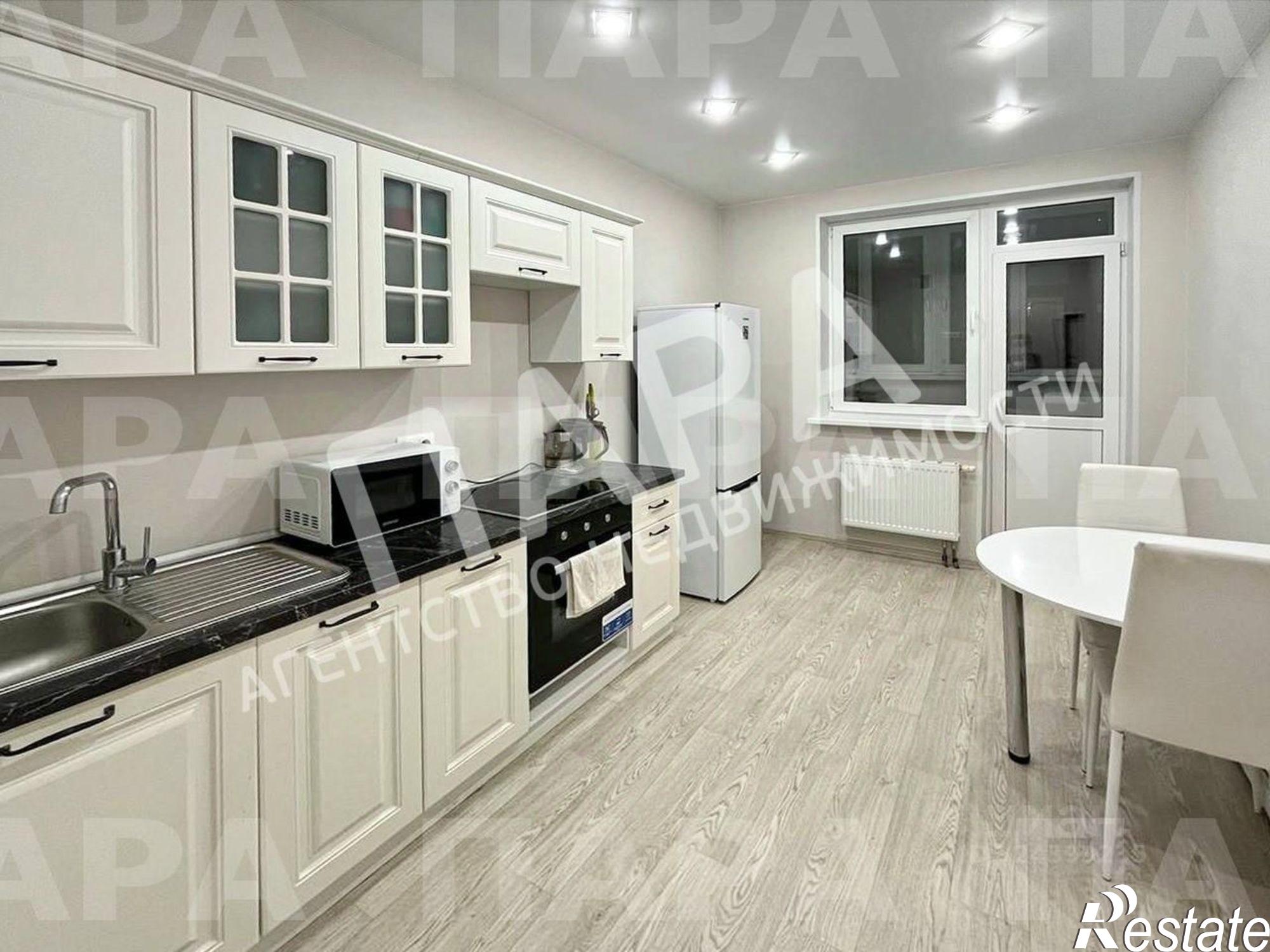 Сдать квартиру за 32 000 рублей на Съездовская улица, 9