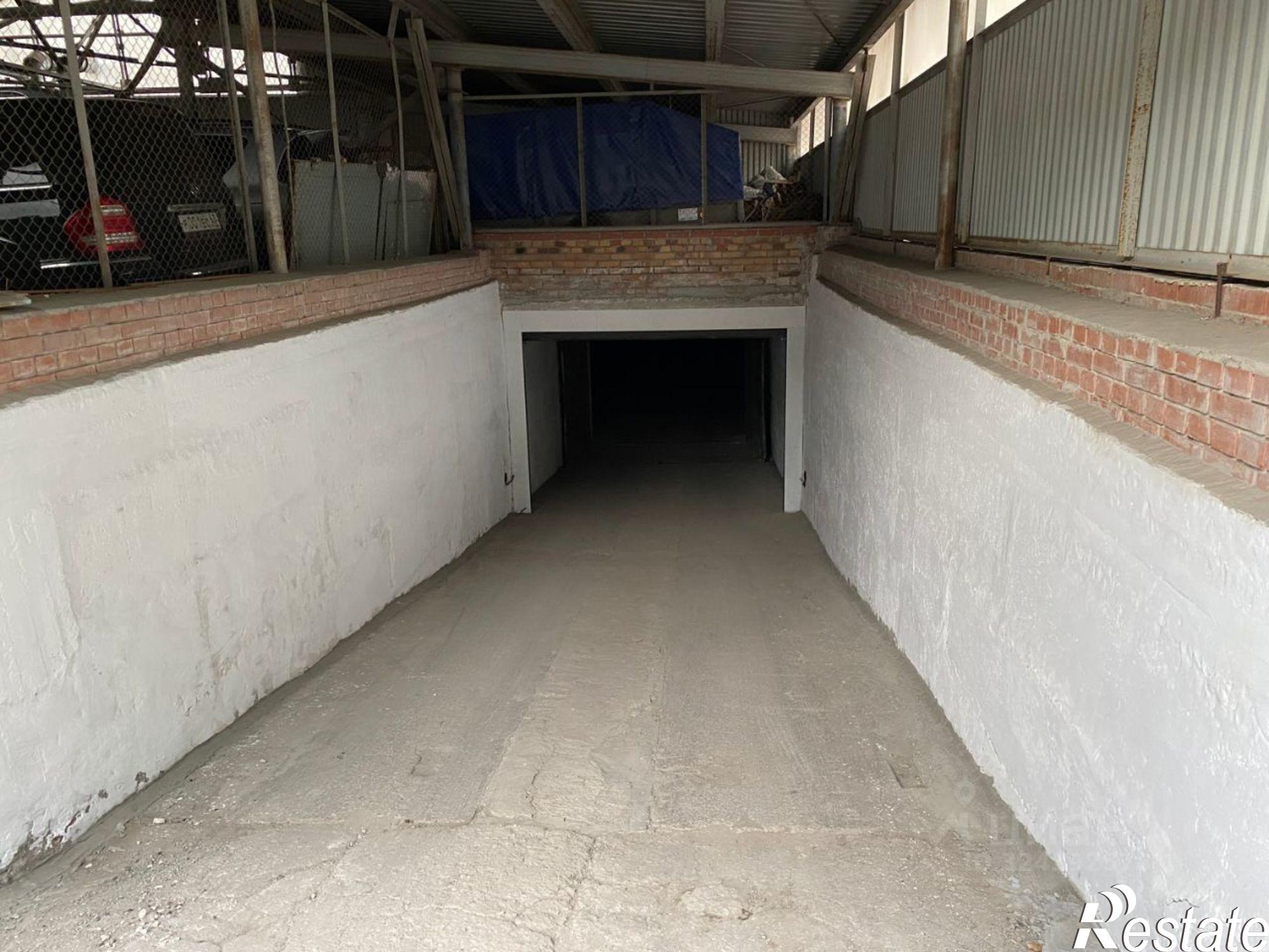 Купить гараж, место в паркинге за 1 457 160 рублей на улица Братьев Коростелёвых, 79