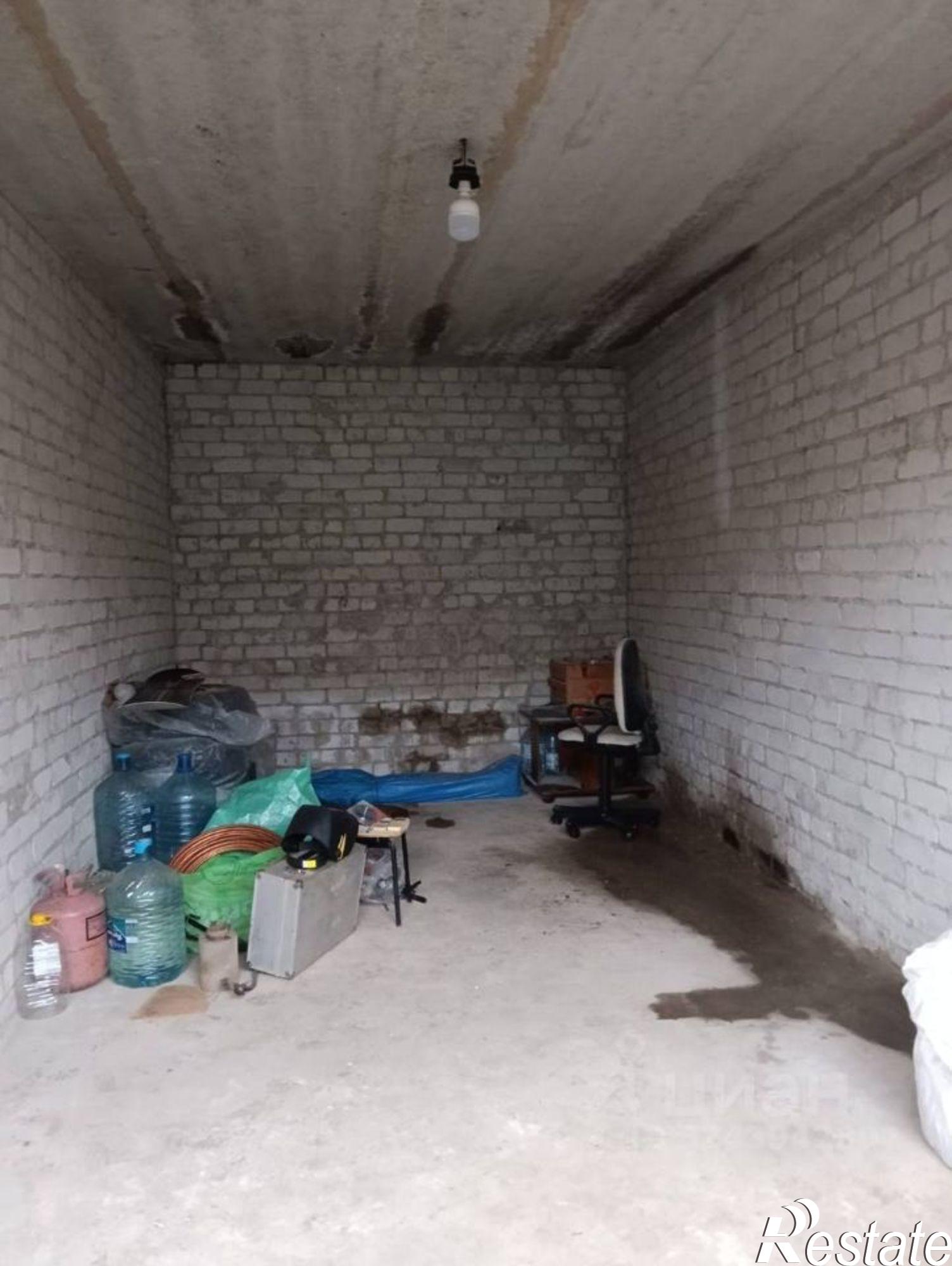 Купить гараж, место в паркинге за 1 300 010 рублей на улица Дыбенко, 3