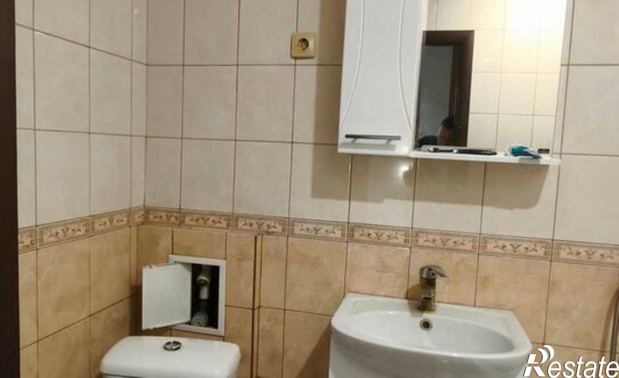 Купить квартиру за 2 450 000 рублей на улица Виталия Жалнина, 13