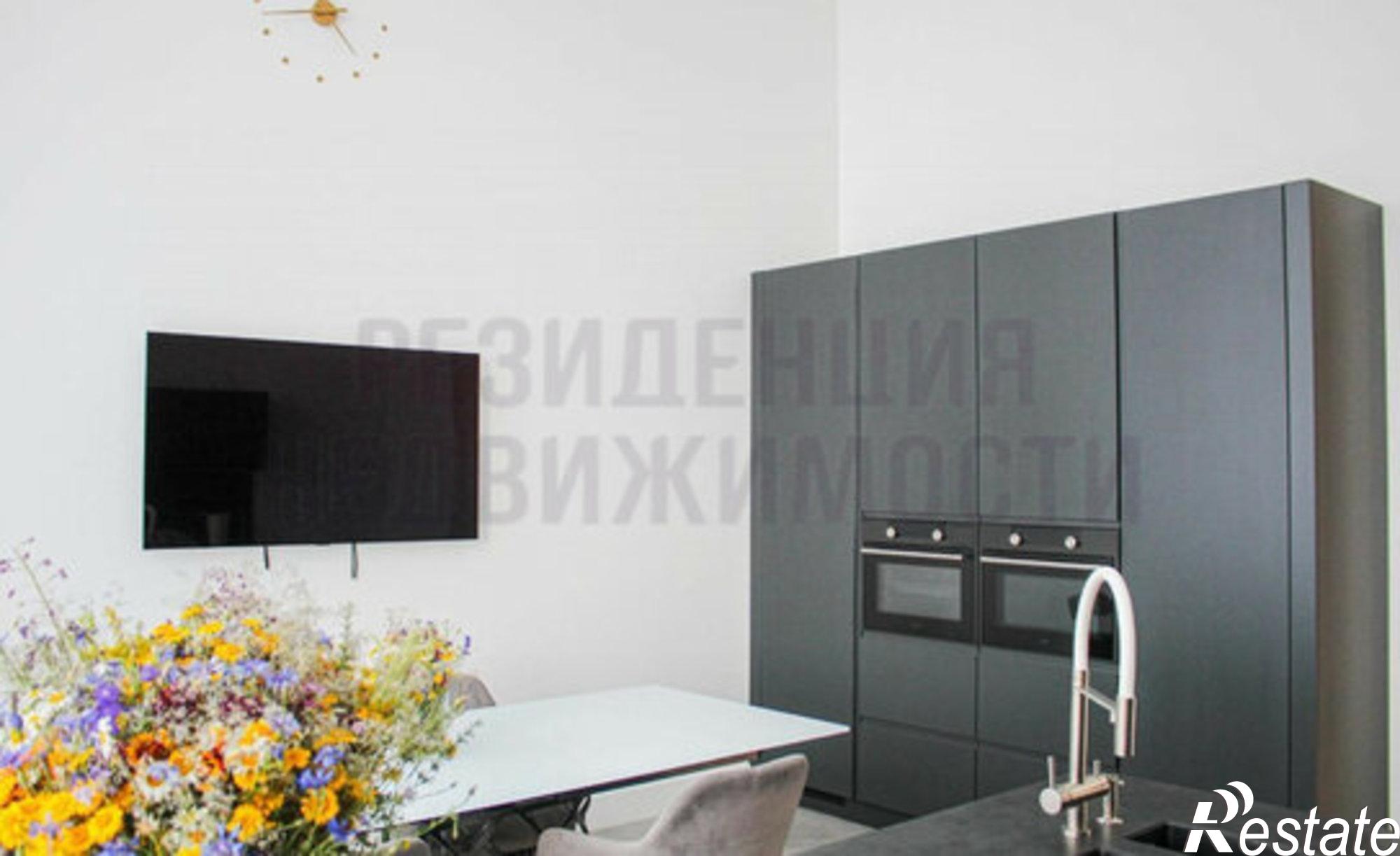 Купить квартиру за 55 000 000 рублей на просека Третья, 173