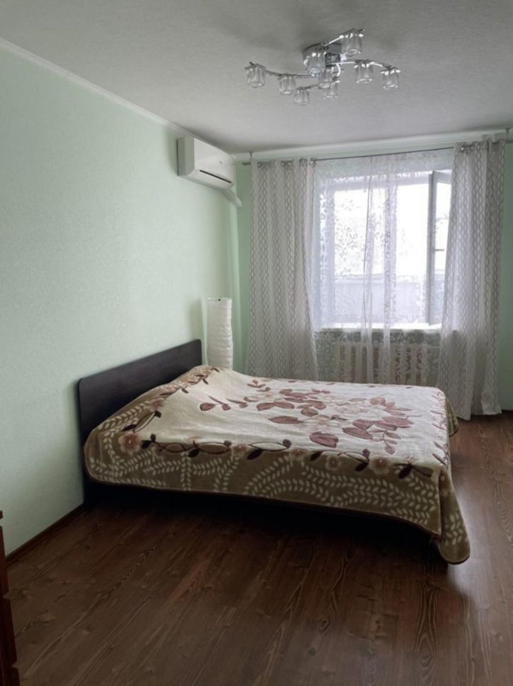 2-комн квартира Карбышева улица, 65