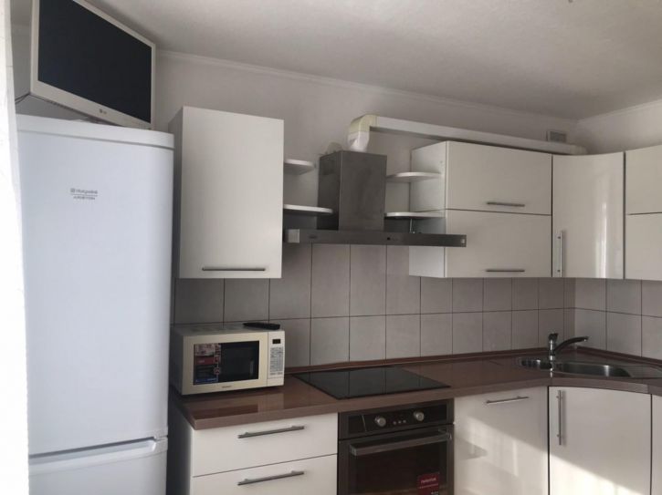 2-комн квартира Карбышева улица, 65