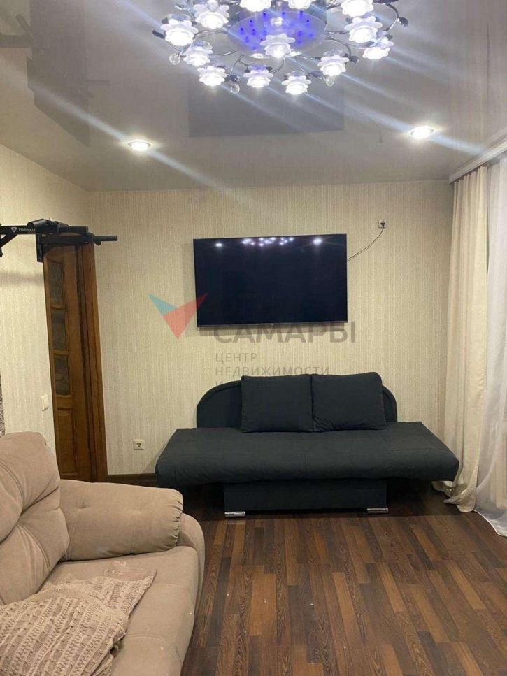 2-комн квартира Партизанская улица, 232