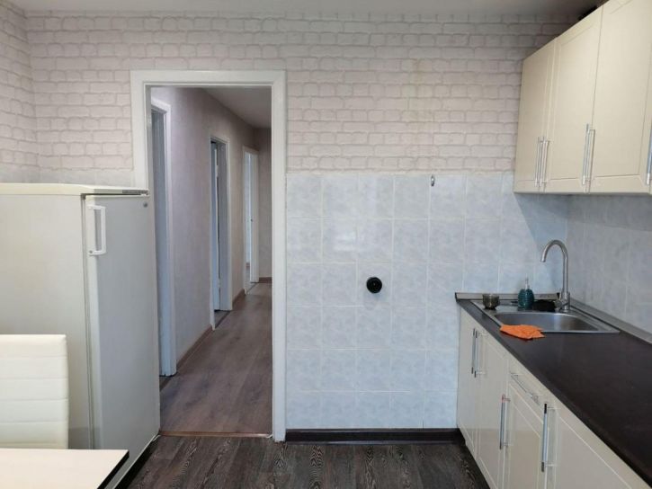 4-комн квартира Металлистов улица, 70