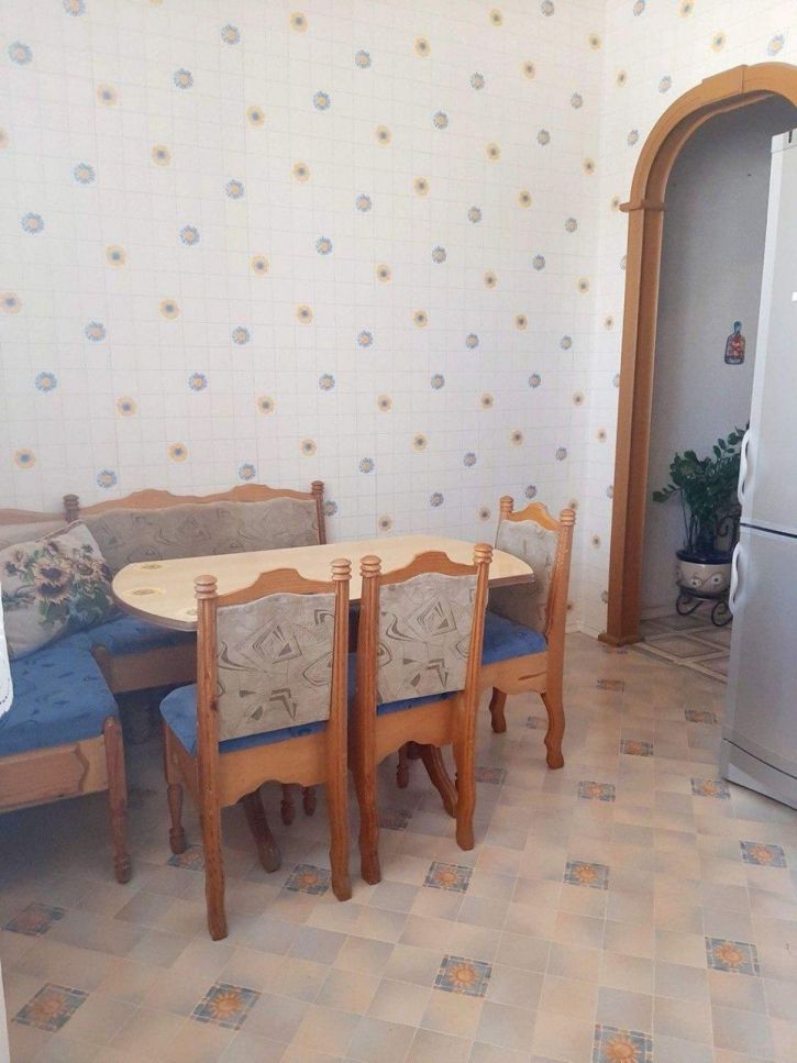 3-комн квартира 5-я просека, 103