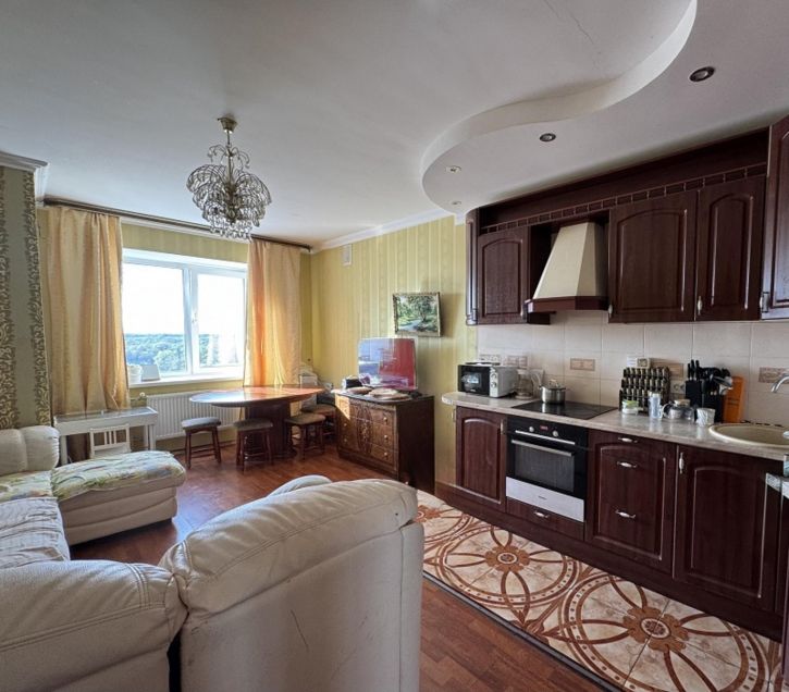 2-комн квартира Осетинская улица, 9