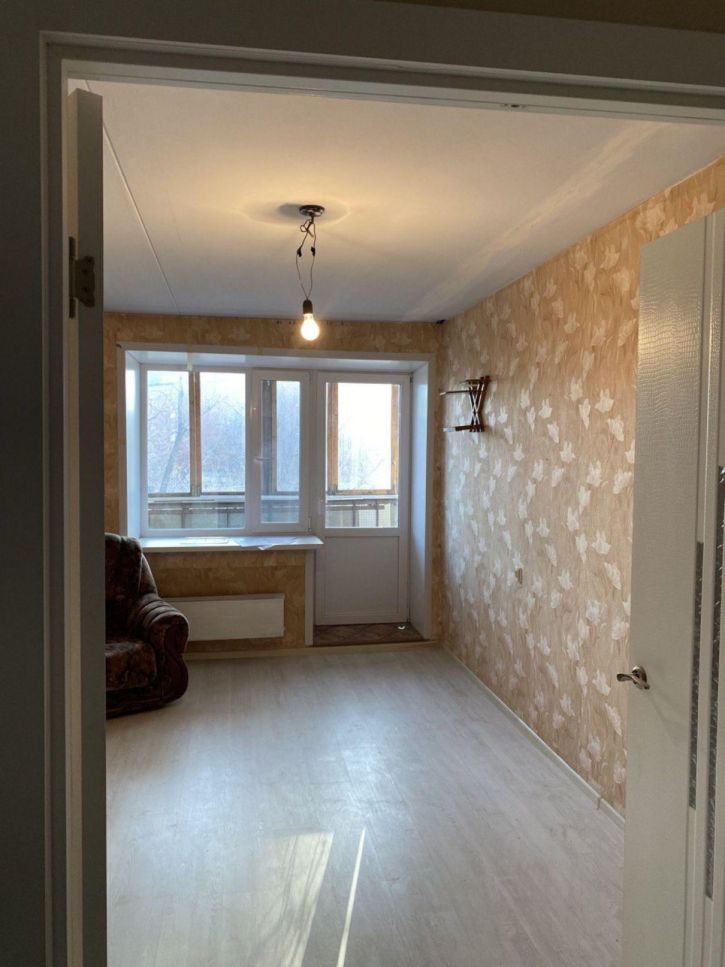 2-комн квартира Советской Армии улица, 127