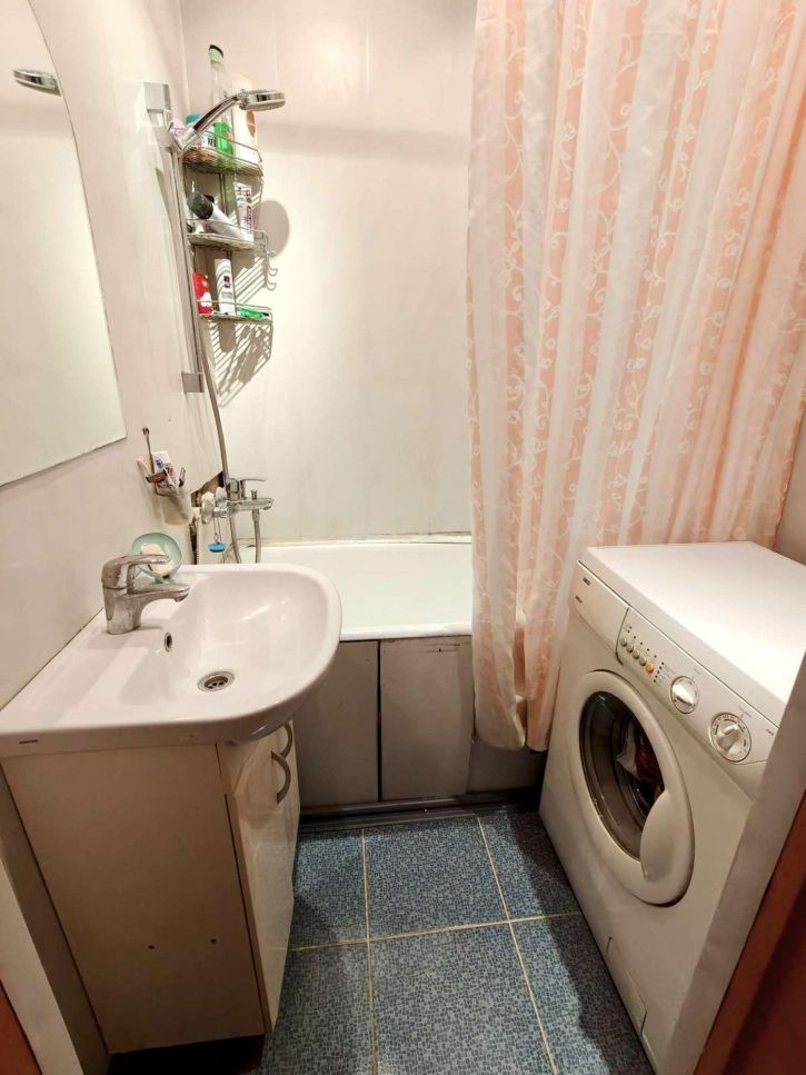 2-комн квартира Стара-Загора улица, 64