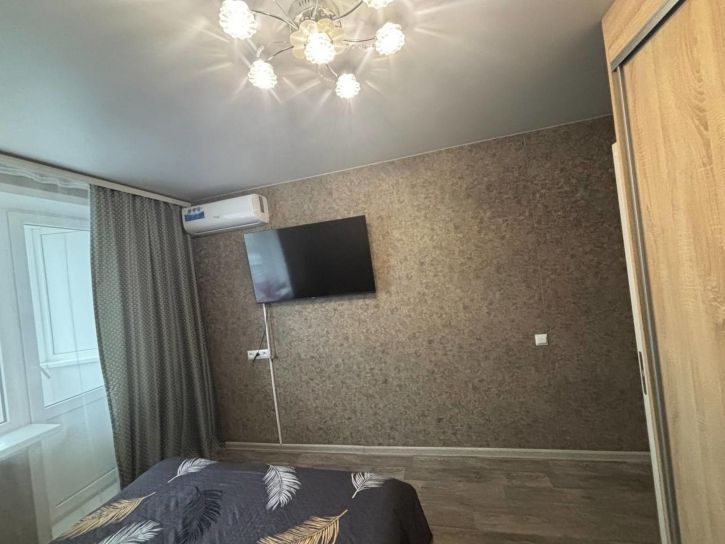 2-комн квартира Георгия Димитрова улица, 92