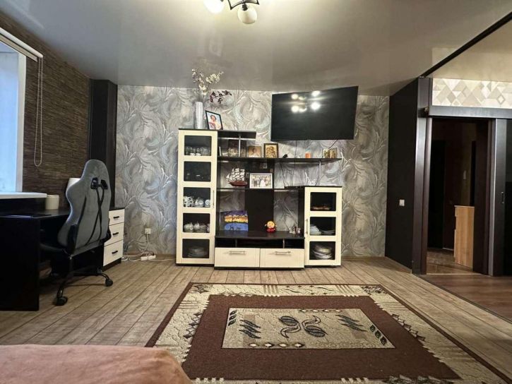 1-комн квартира Сиреневый переулок, 28