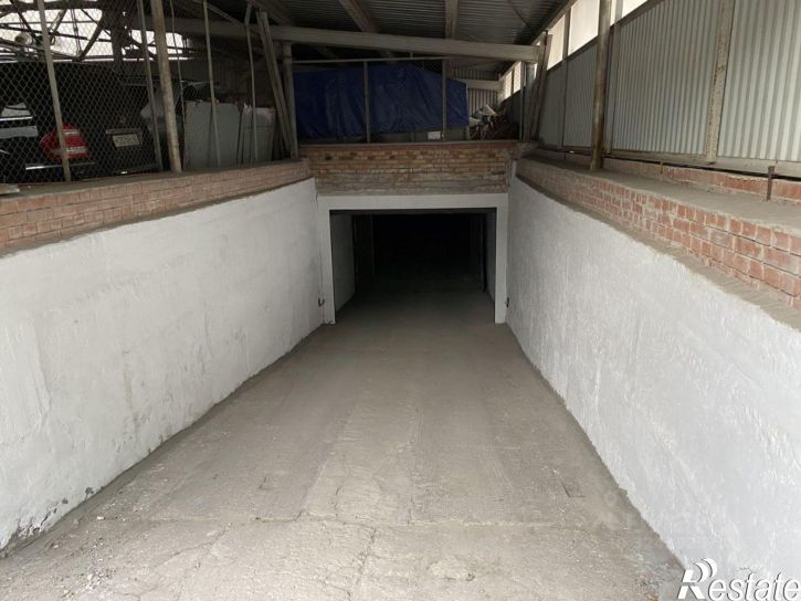 Гараж/парковка улица Братьев Коростелёвых, 79,  д. 79