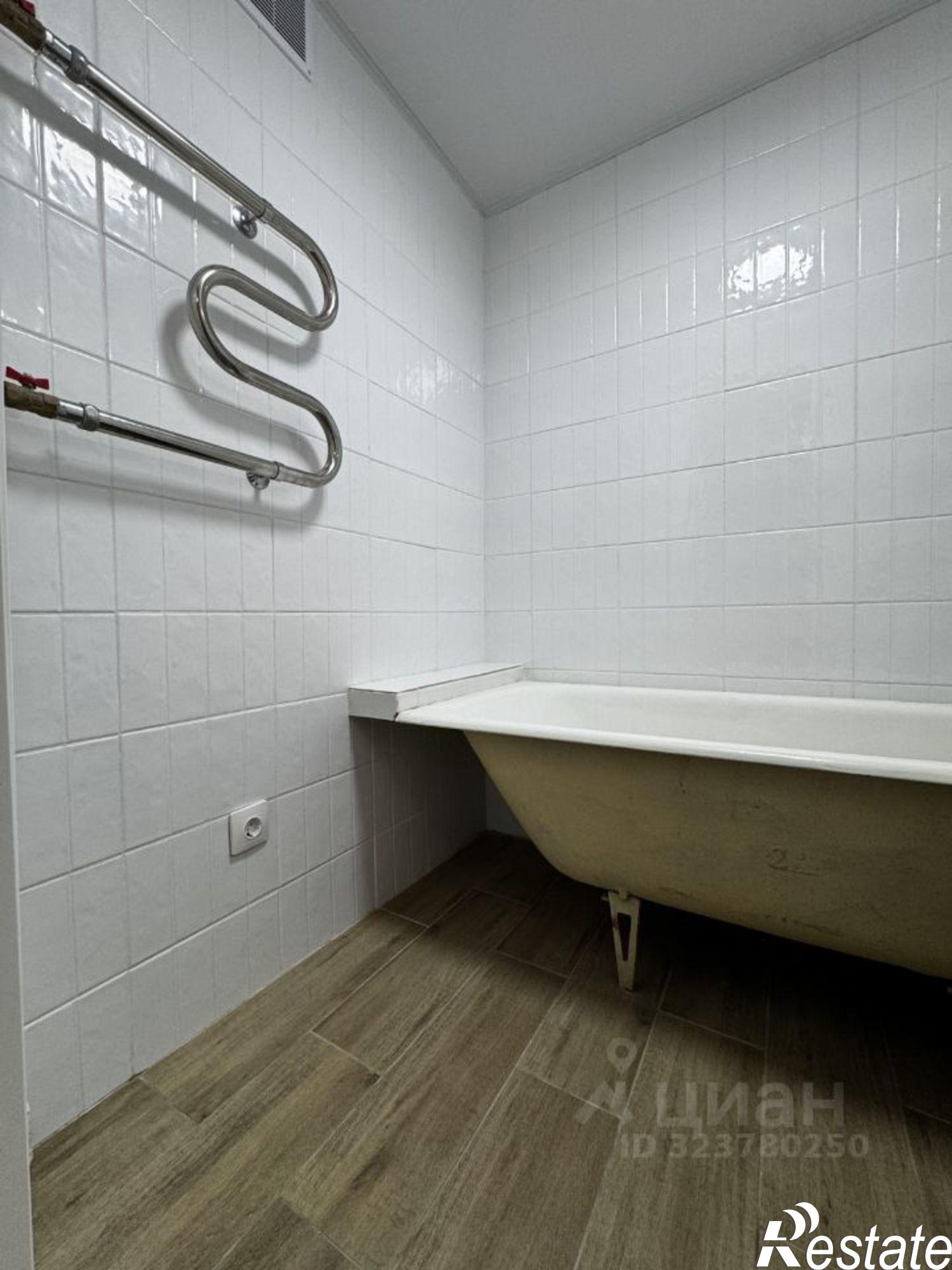 Сдать квартиру за 40 000 рублей на улица Братьев Коростелёвых, 140