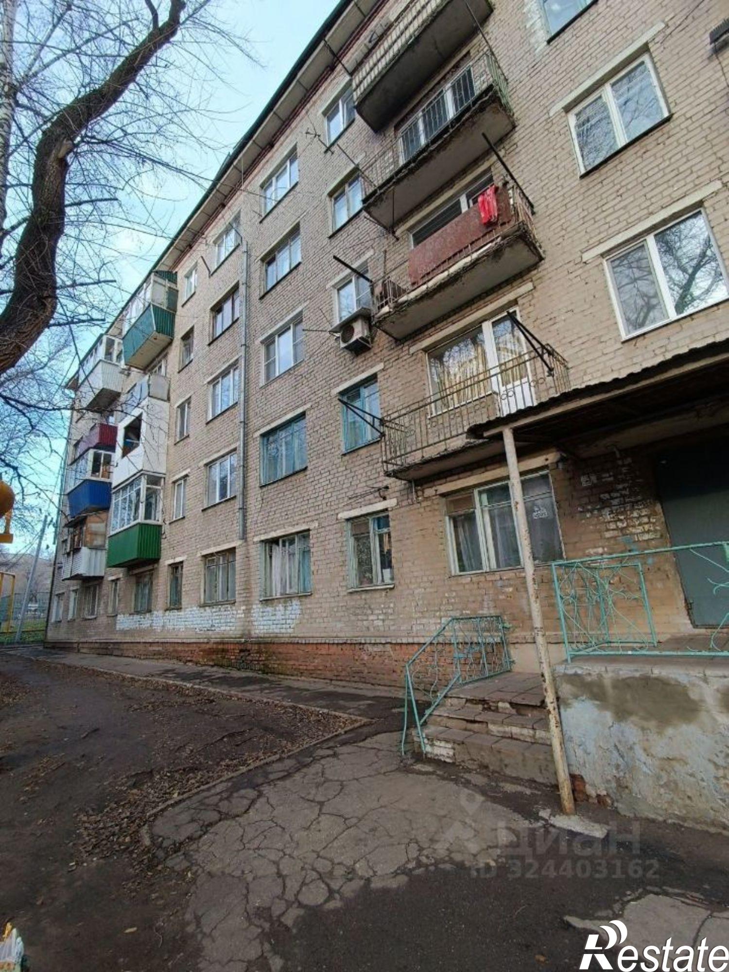 Купить комнату за 1 900 000 рублей на улица Александра Матросова, 13А