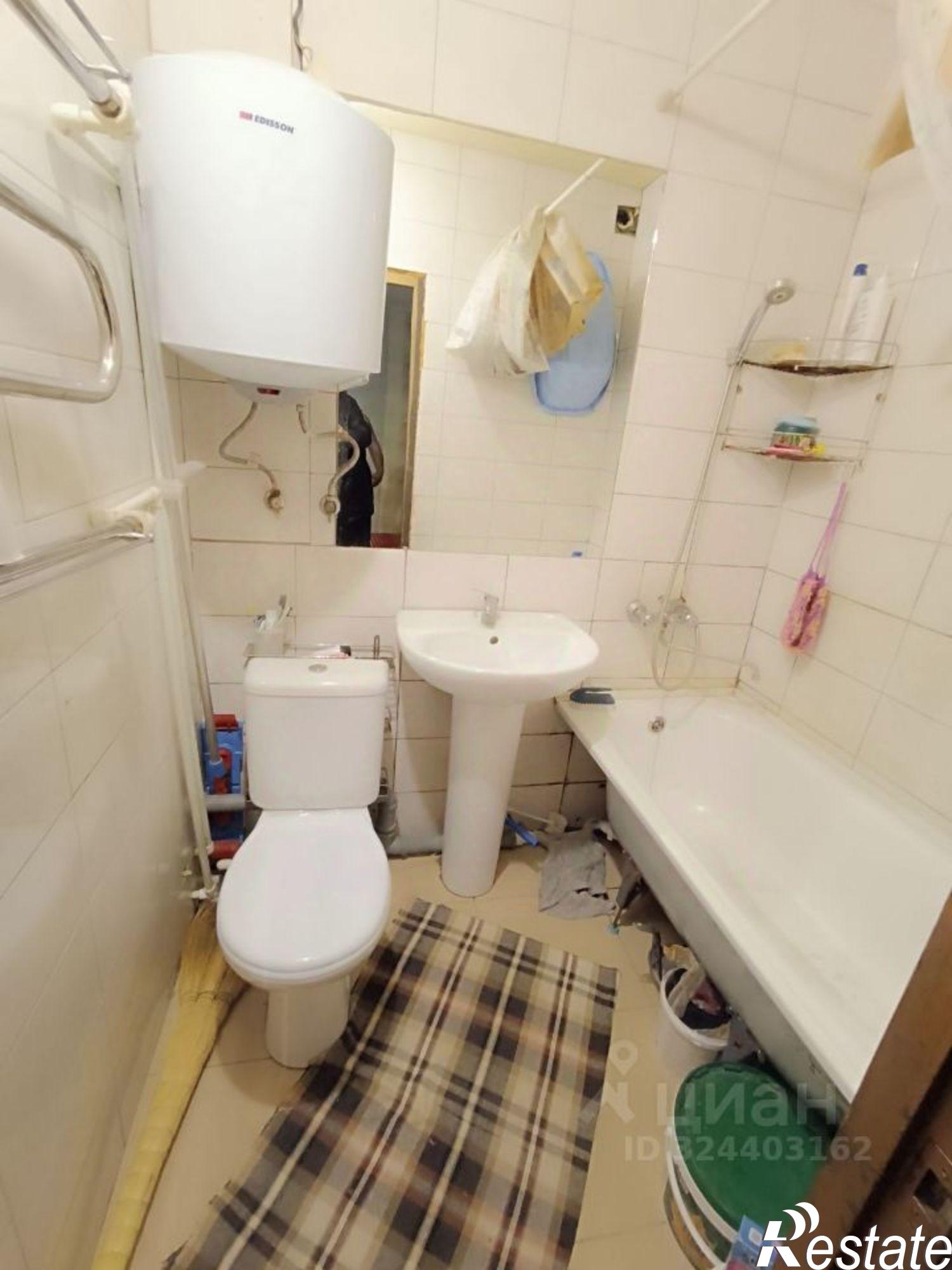 Купить комнату за 1 900 000 рублей на улица Александра Матросова, 13А