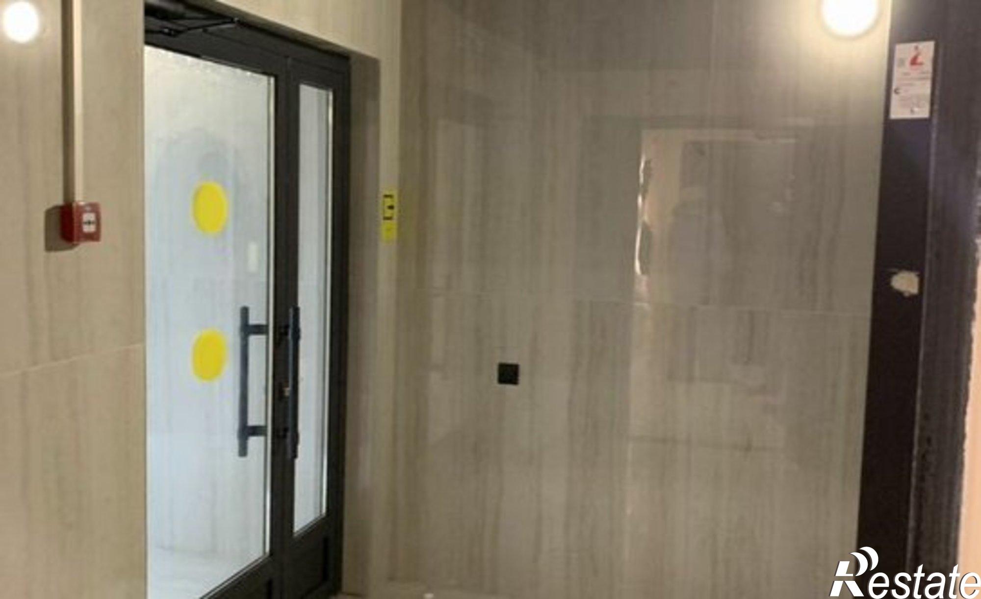 Купить квартиру за 33 000 000 рублей на улица Водников, 107