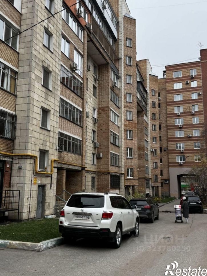 2-комн квартира улица Братьев Коростелёвых, 140,  д. 140