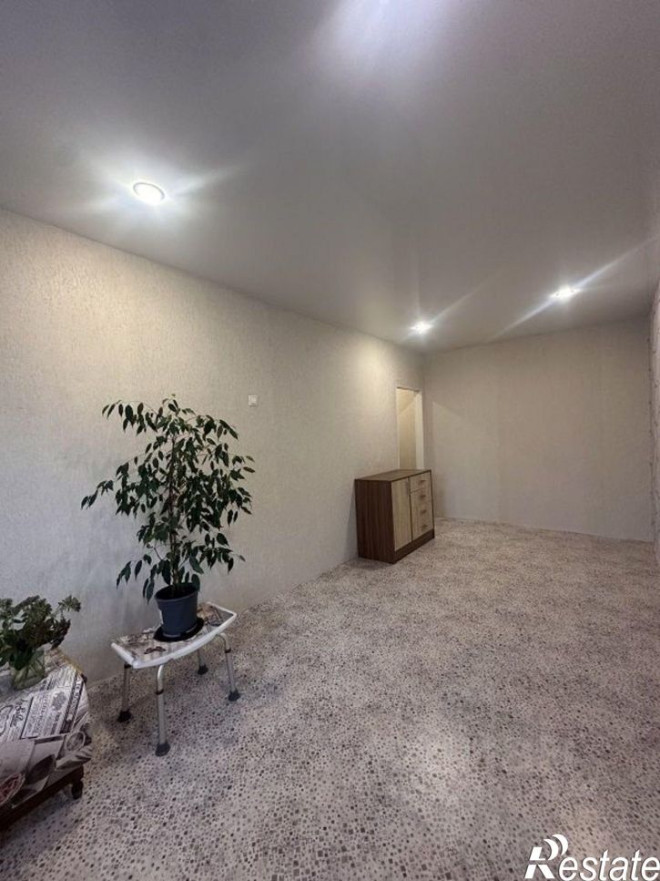 2-комн квартира 11-й кв-л, 24,  д. 24