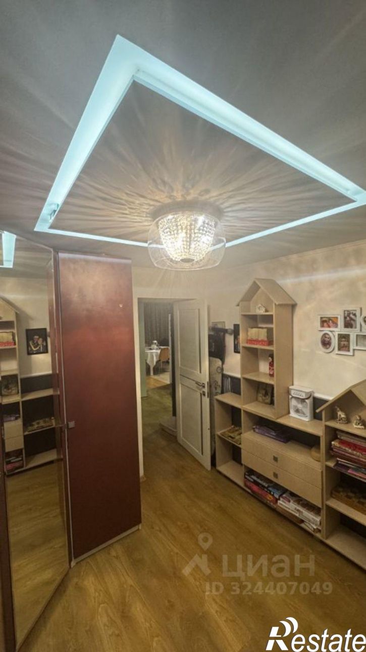 3-комн квартира улица Калинина, 34,  д. 34