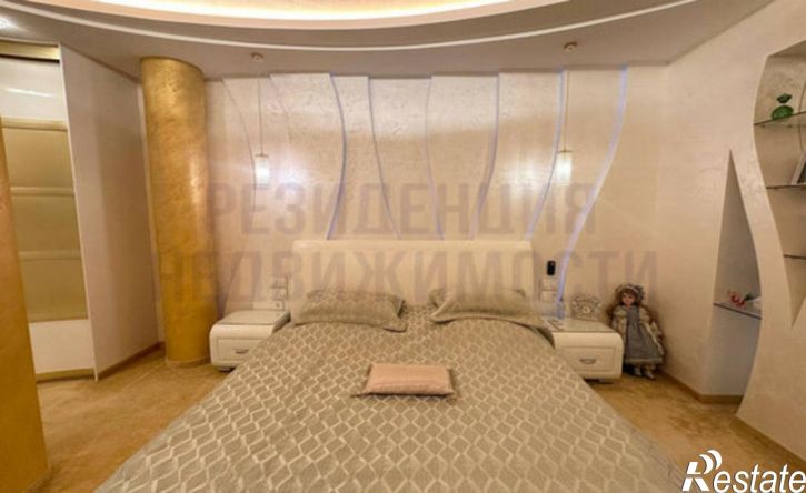 3-комн квартира улица Советской Армии, 240,  д. 240