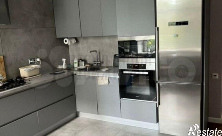 4-комн квартира улица Фрунзе, 140,  д. 140