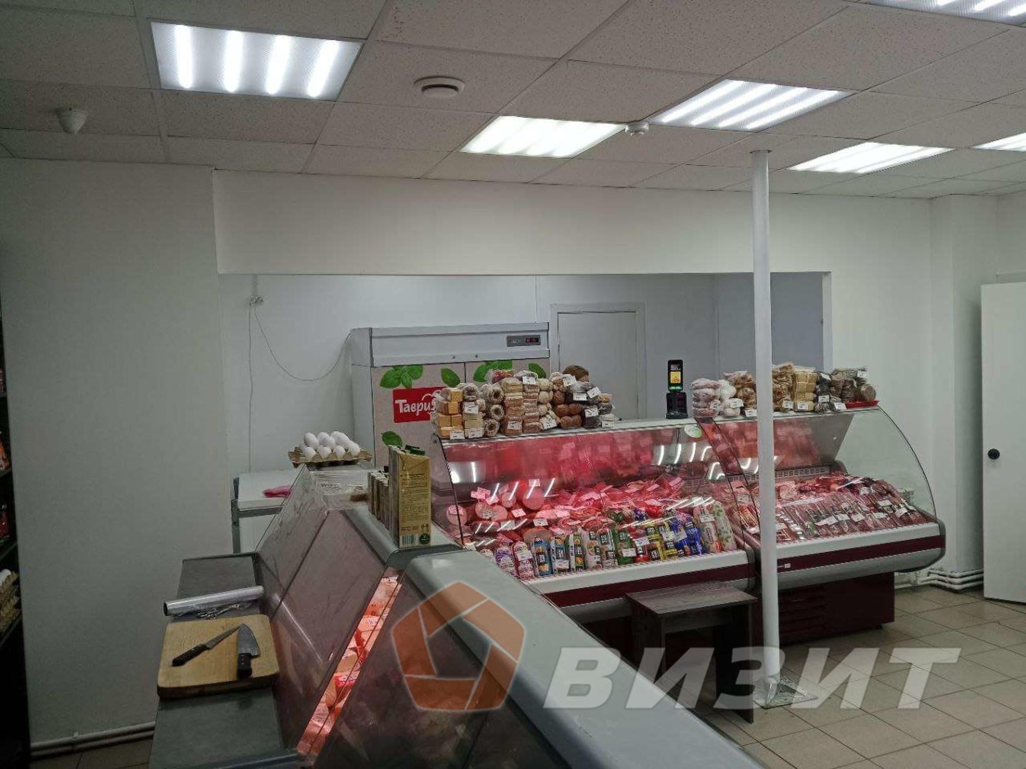 Сдать торговое помещение за 60 000 рублей на Революционная улица, 140а