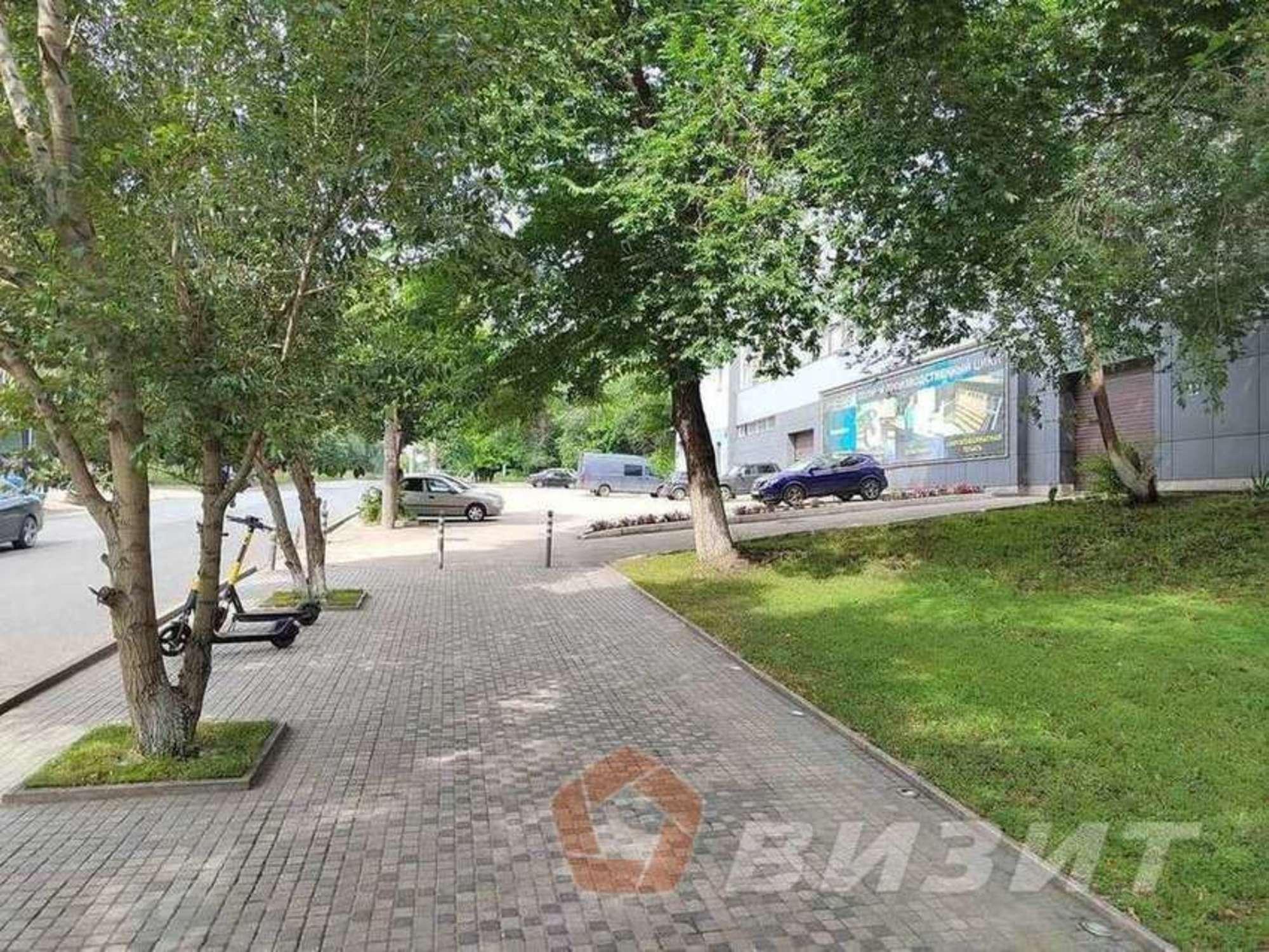 Сдать офис, помещение под офис за 78 000 рублей на Партизанская улица, 246
