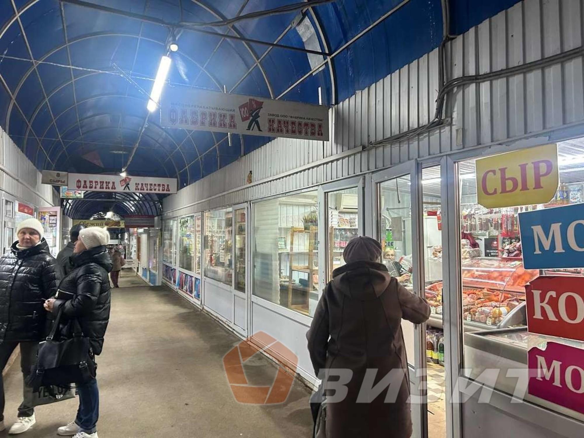 Сдать торговое помещение за 35 000 рублей на Черемшанская улица, 157