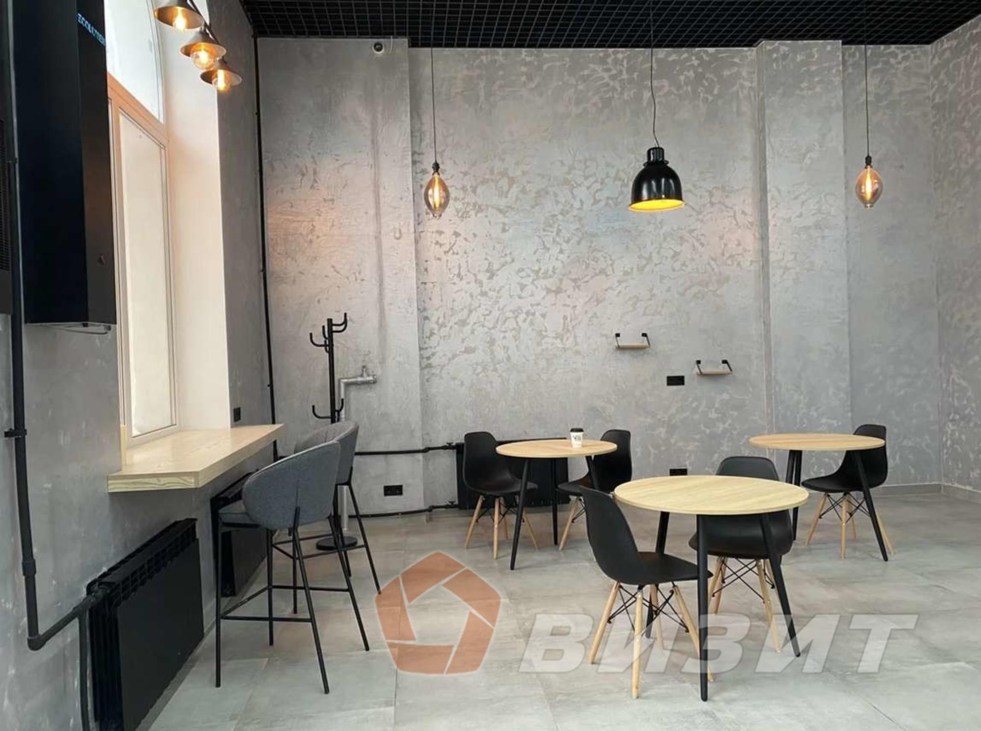 Купить торговое помещение за 14 500 000 рублей на Металлургов проспект, 12