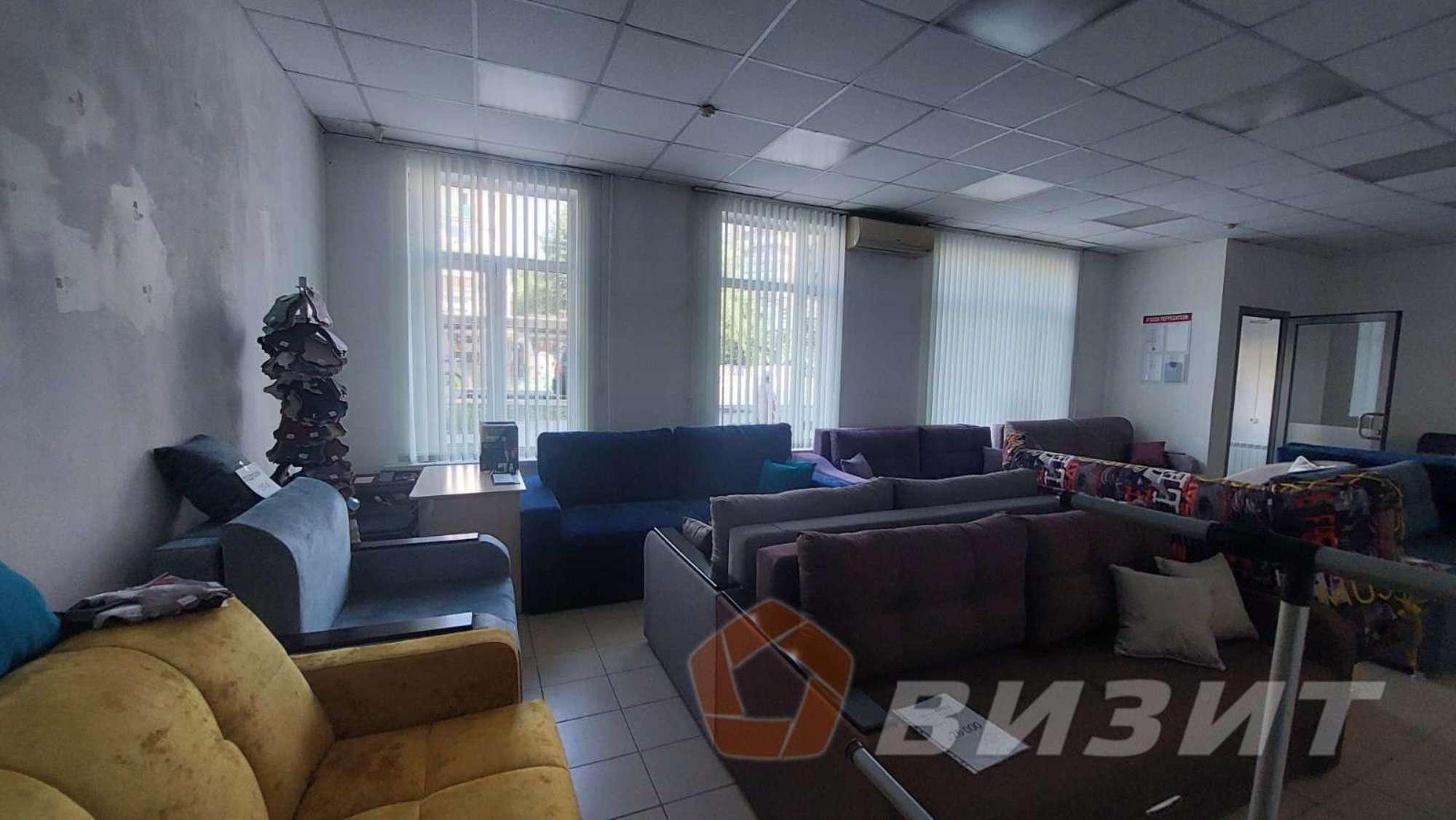 Сдать торговое помещение за 92 650 рублей на Победы улица, 5