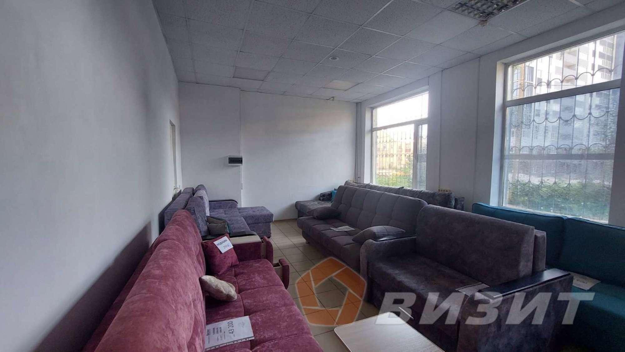 Сдать торговое помещение за 92 650 рублей на Победы улица, 5