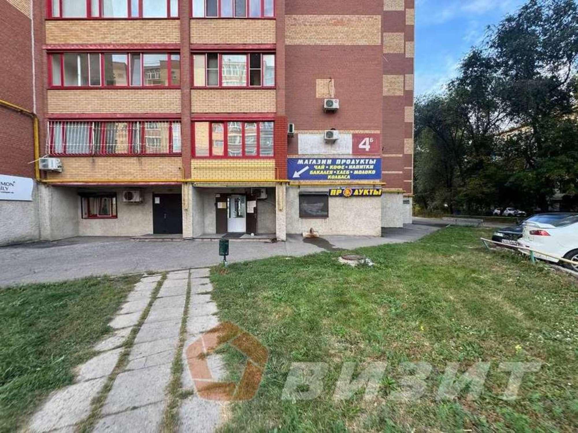 Сдать торговое помещение за 45 000 рублей на Победы улица, 4б