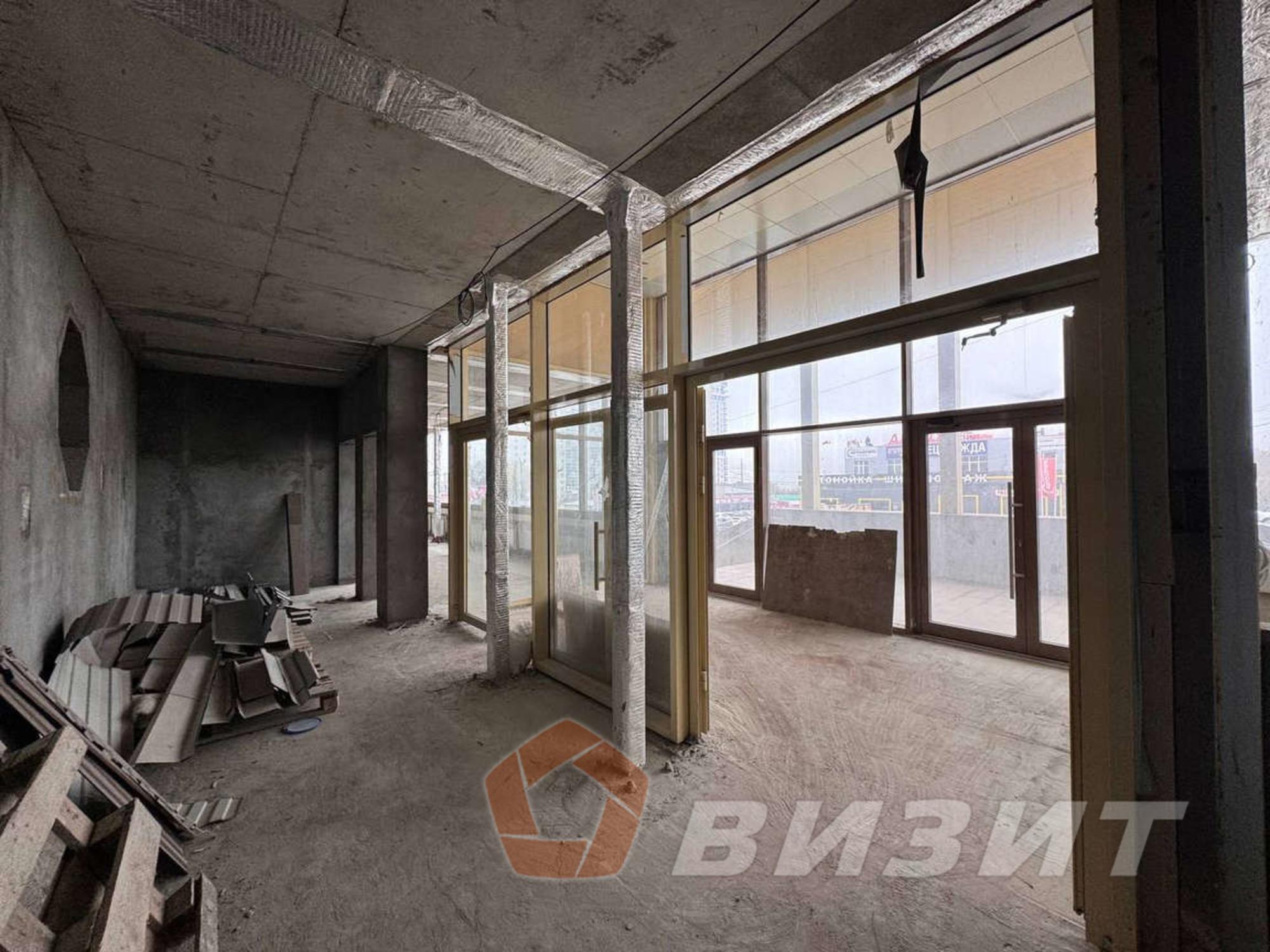 Сдать складское помещение за 300 000 рублей на Дыбенко улица, 104