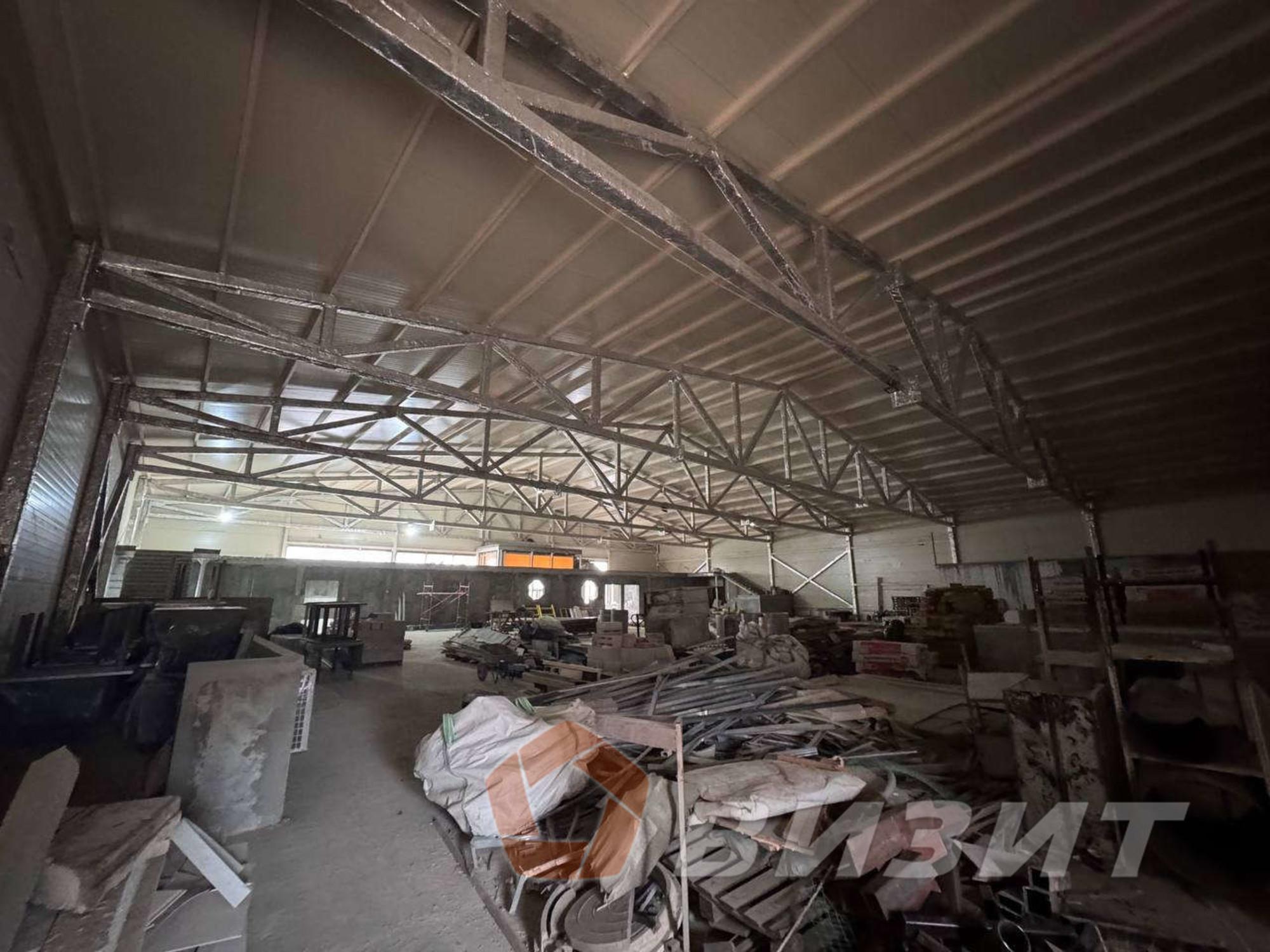 Сдать складское помещение за 300 000 рублей на Дыбенко улица, 104