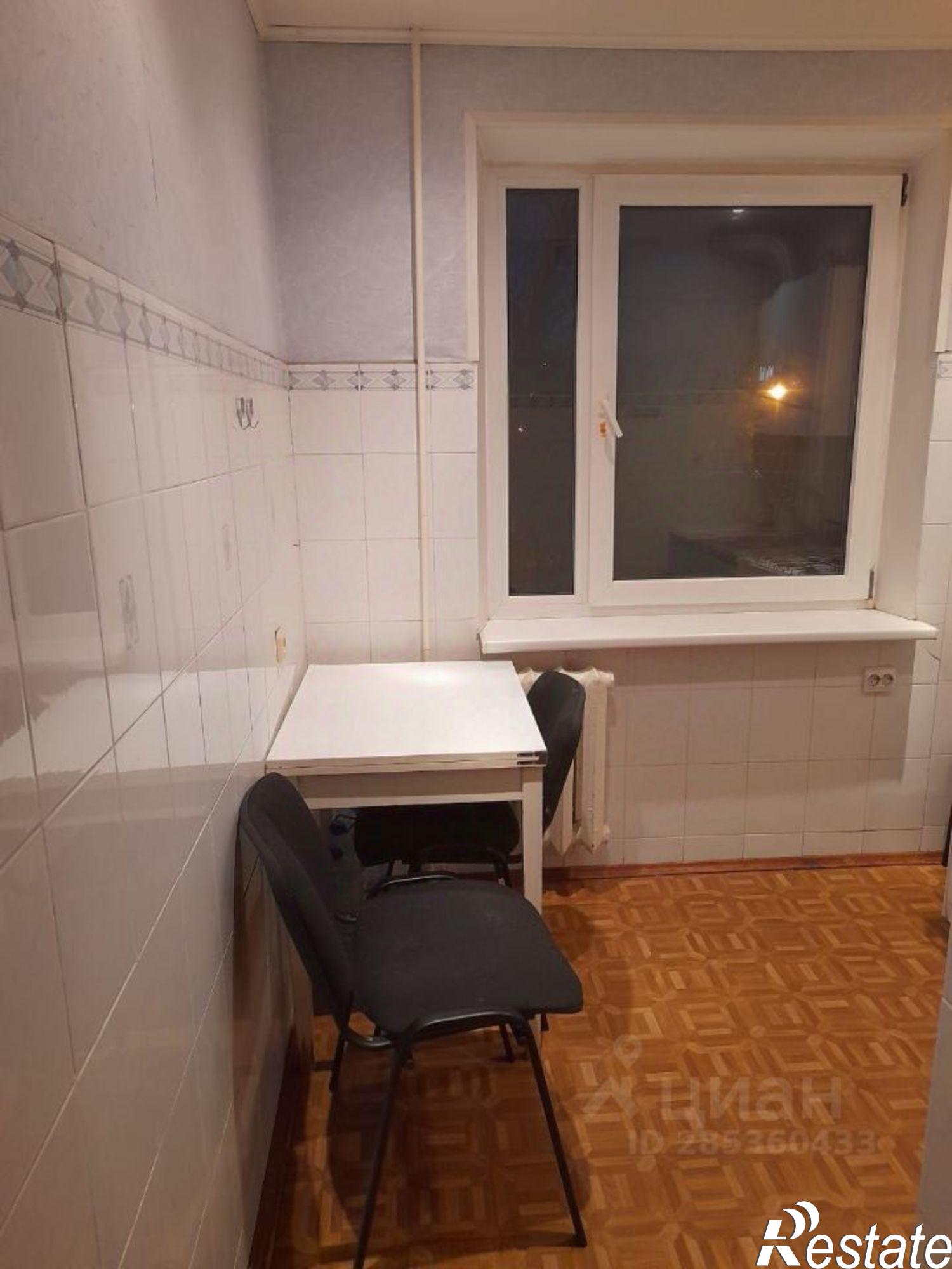 Сдать комнату за 15 000 рублей на Аэродромная улица, 33