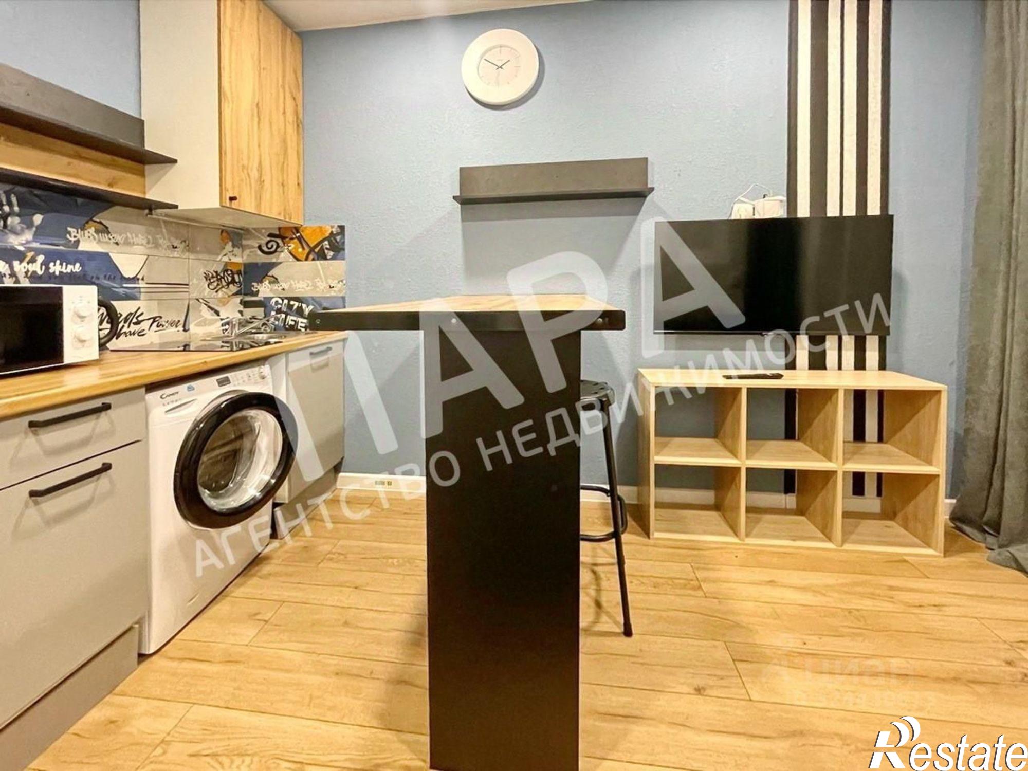 Сдать квартиру за 18 000 рублей на Заводское шоссе, 14литБ