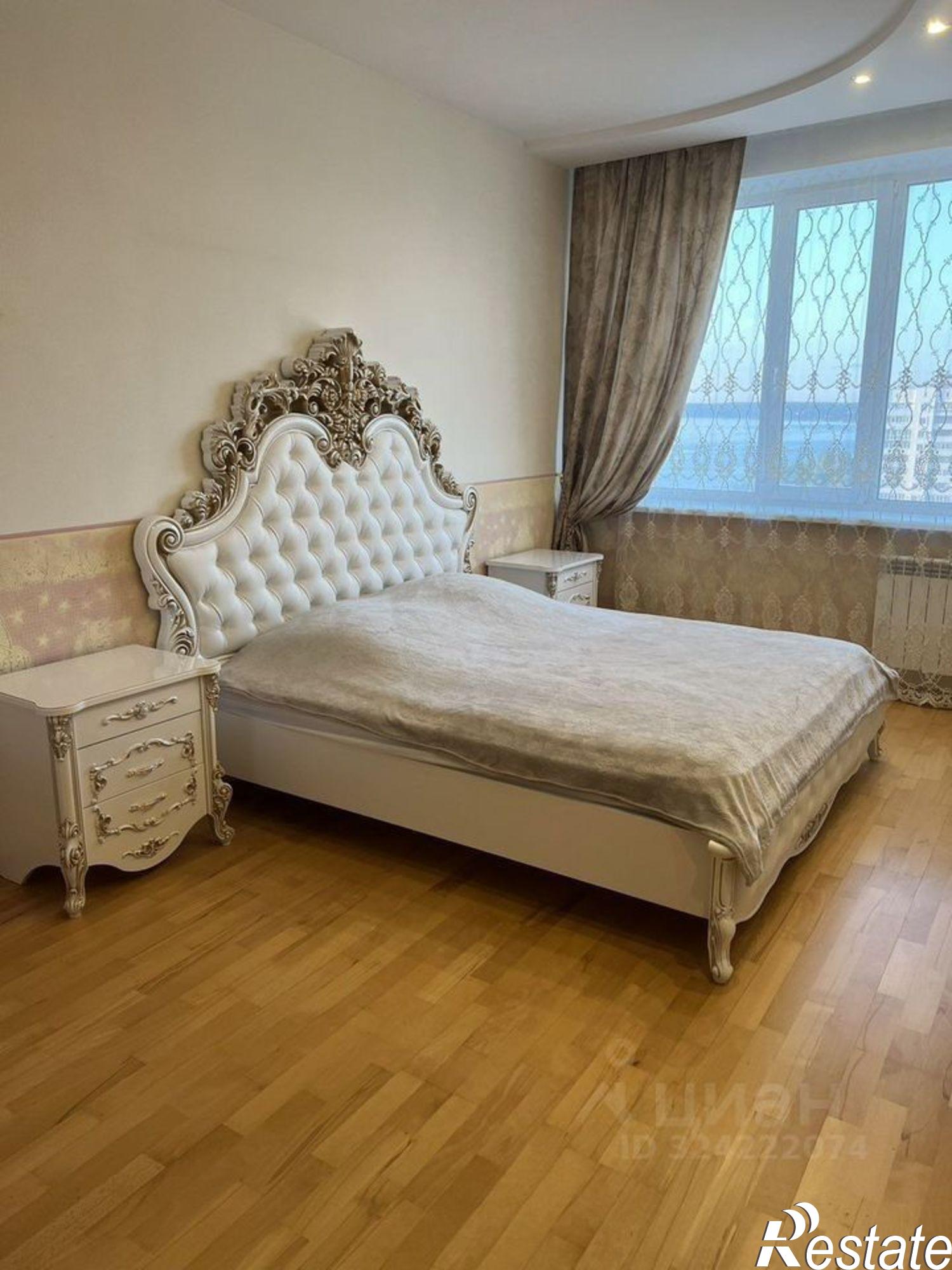 Сдать квартиру за 110 000 рублей на улица Осипенко, 3