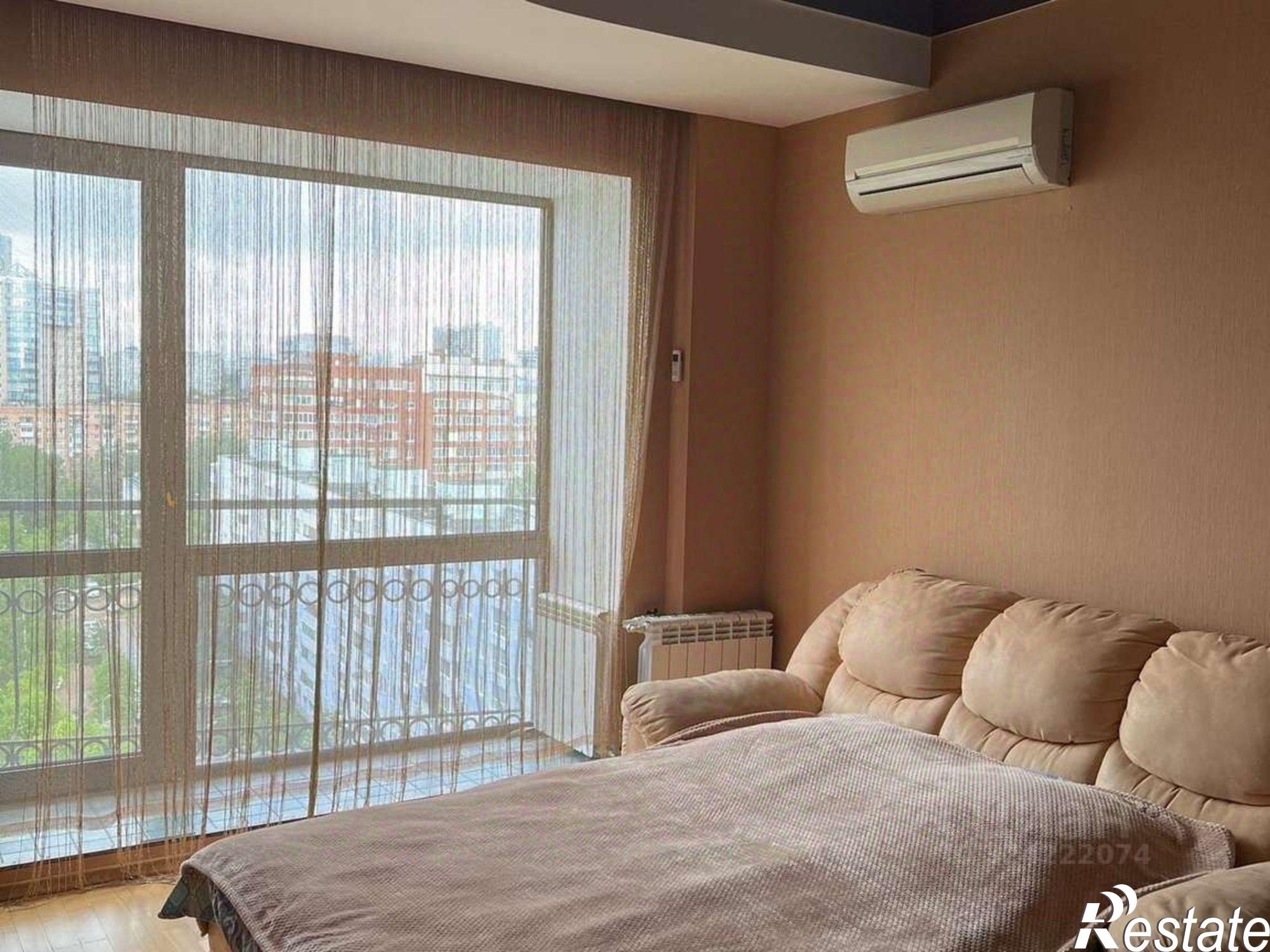 Сдать квартиру за 110 000 рублей на улица Осипенко, 3