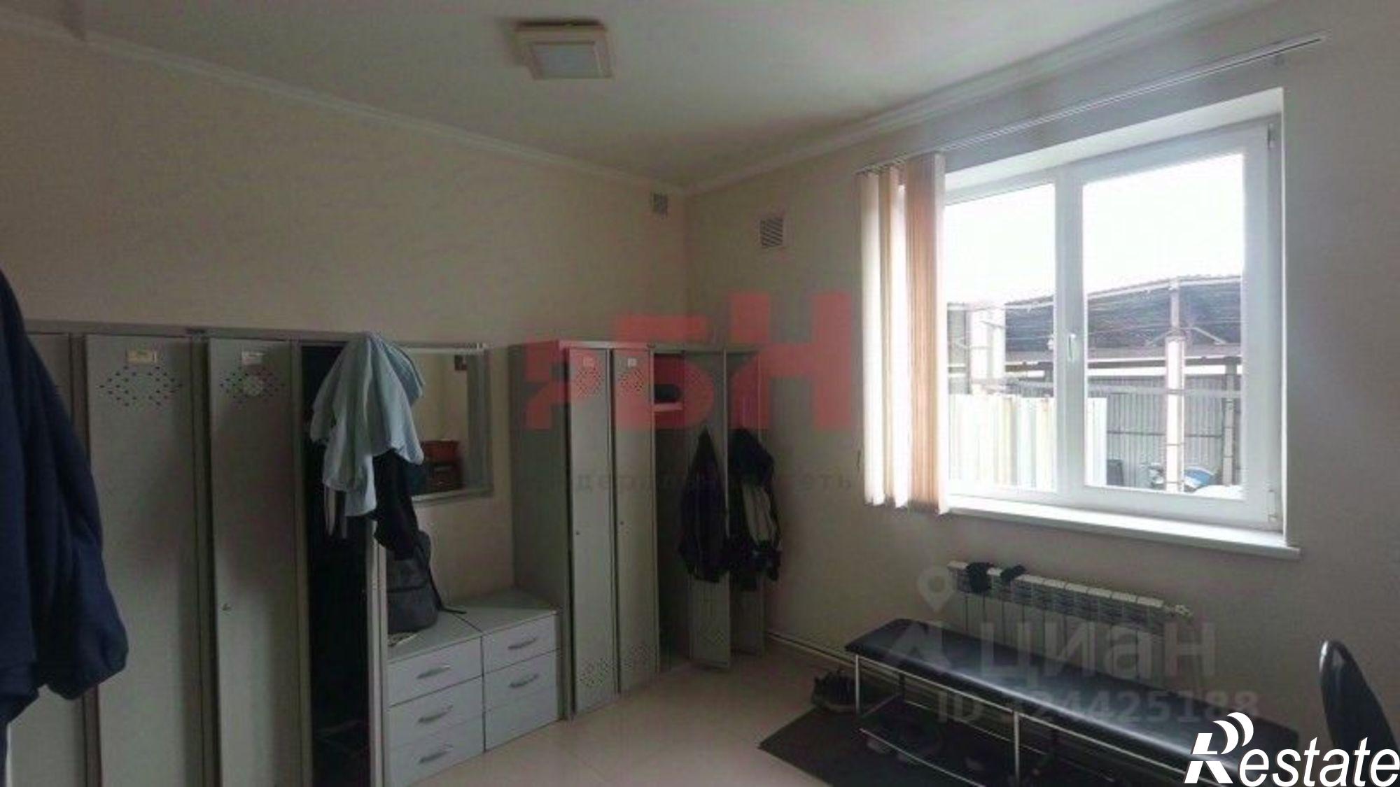 Купить производственную площадь за 270 001 000 рублей на Чановская улица, 85