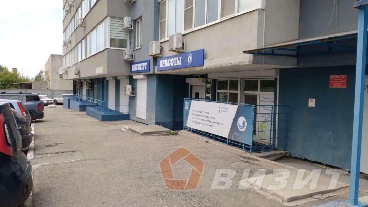Торговое помещение Ново-Садовая улица, 106М