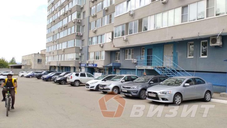Торговое помещение Ново-Садовая улица, 106М