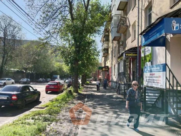 Торговое помещение Металлургов проспект, 73