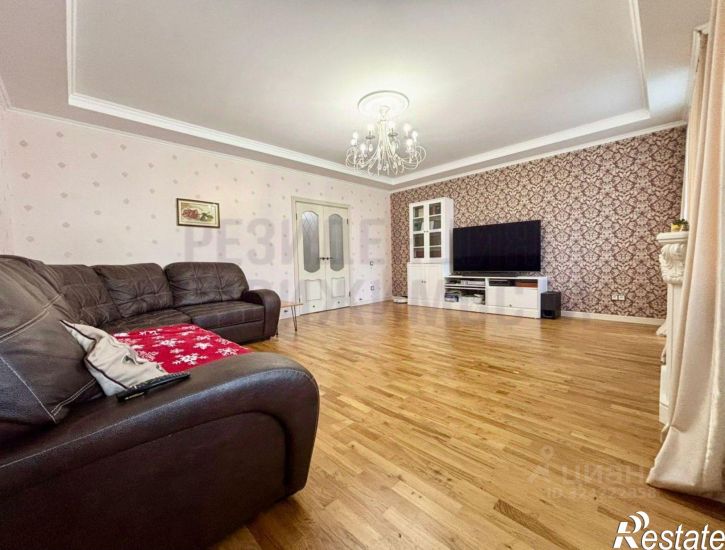 3-комн квартира улица Братьев Коростелёвых, 79,  д. 79