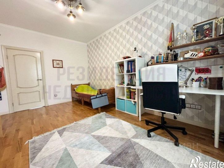 3-комн квартира улица Братьев Коростелёвых, 79,  д. 79