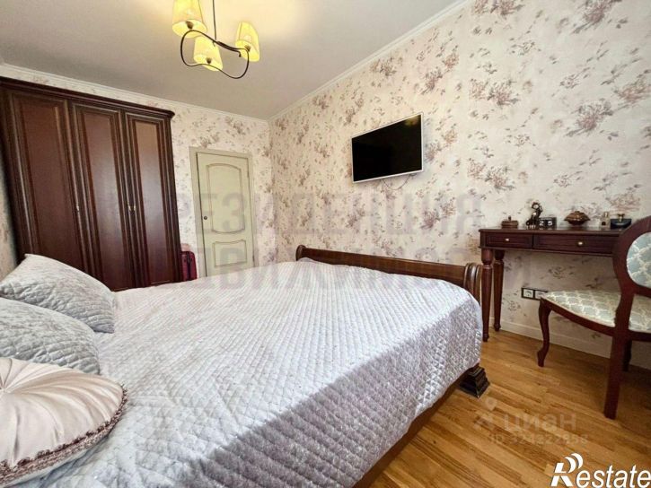 3-комн квартира улица Братьев Коростелёвых, 79,  д. 79