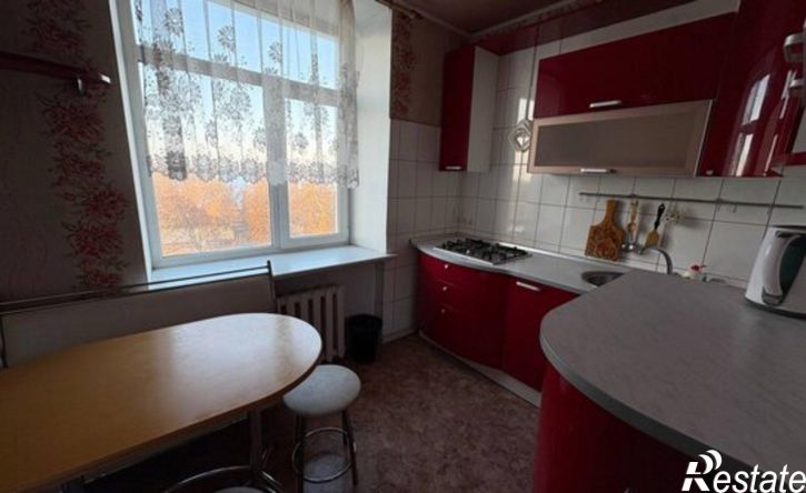 3-комн квартира Волжский проспект, 33,  д. 33