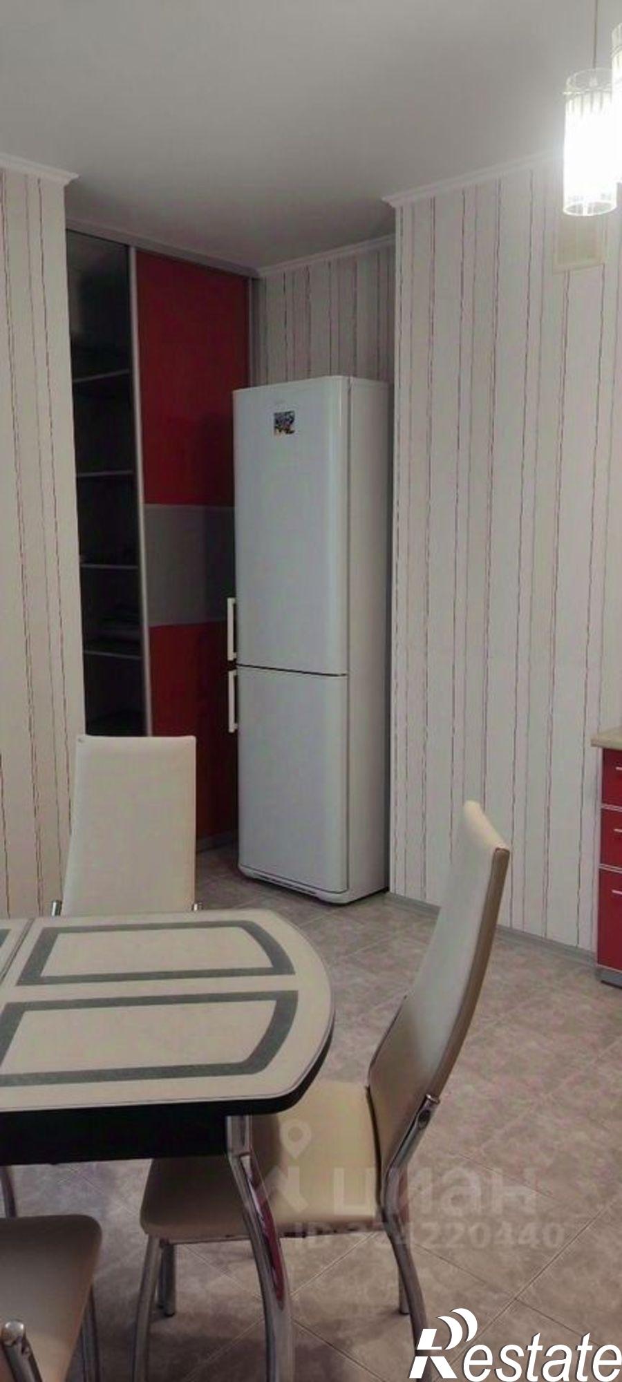 Сдать квартиру за 45 000 рублей на ул Революционная, 3