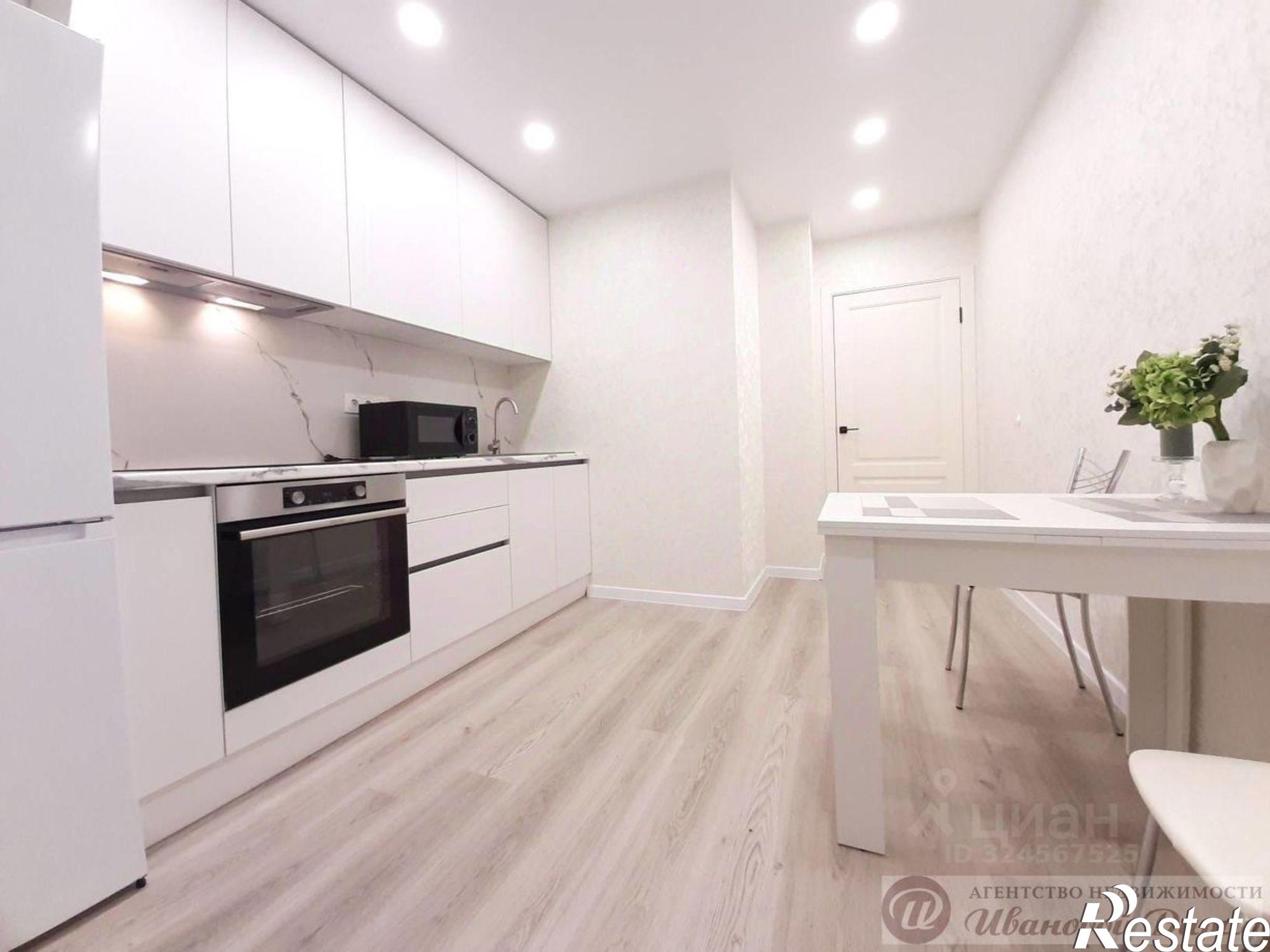 Сдать квартиру за 40 000 рублей на Революционная улица, 101В к2